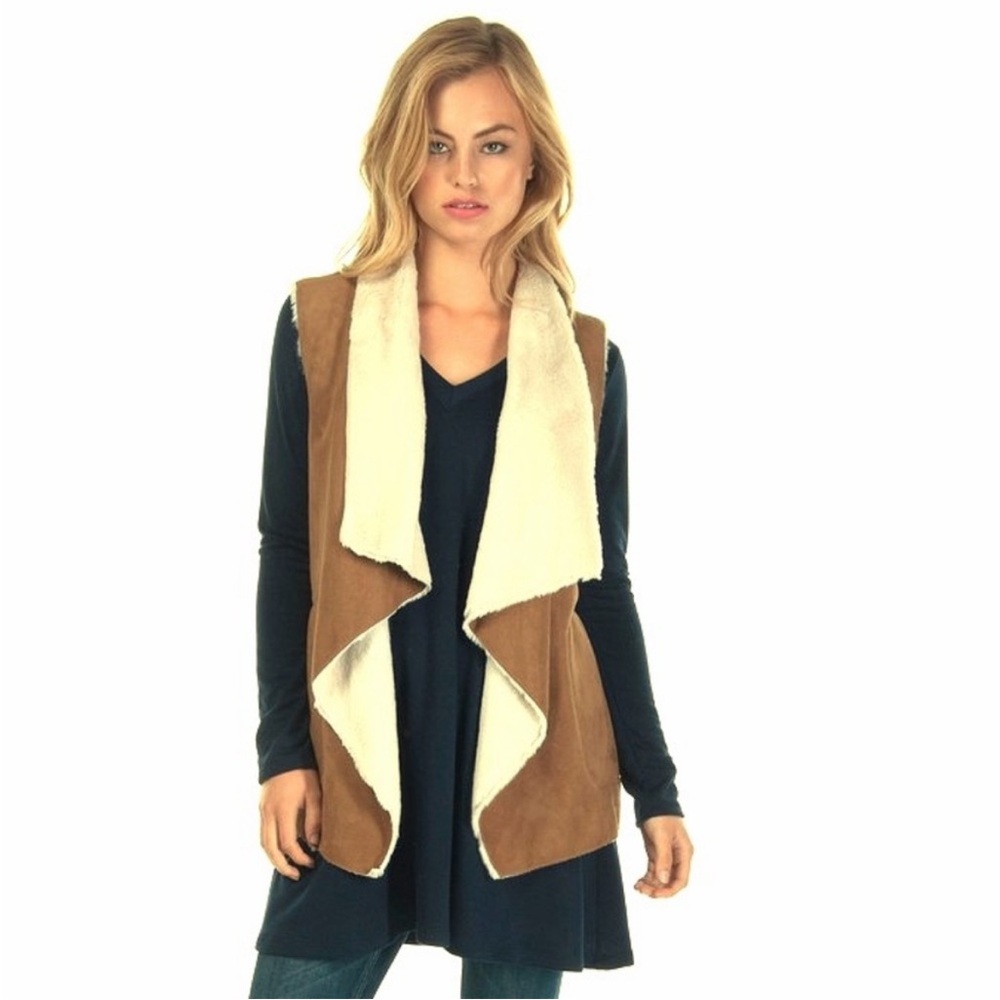 NWOT PPLA Faux Fur Vest